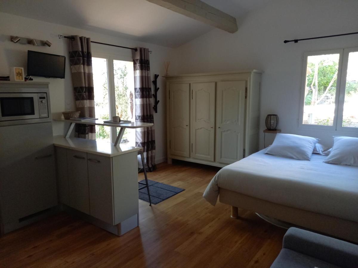 Saint-Antonin-du-Var Gite Avec Spa Jacuzzi Au Coeur De Provence Cote D'Azur מראה חיצוני תמונה