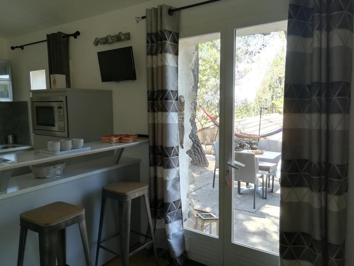 Saint-Antonin-du-Var Gite Avec Spa Jacuzzi Au Coeur De Provence Cote D'Azur מראה חיצוני תמונה