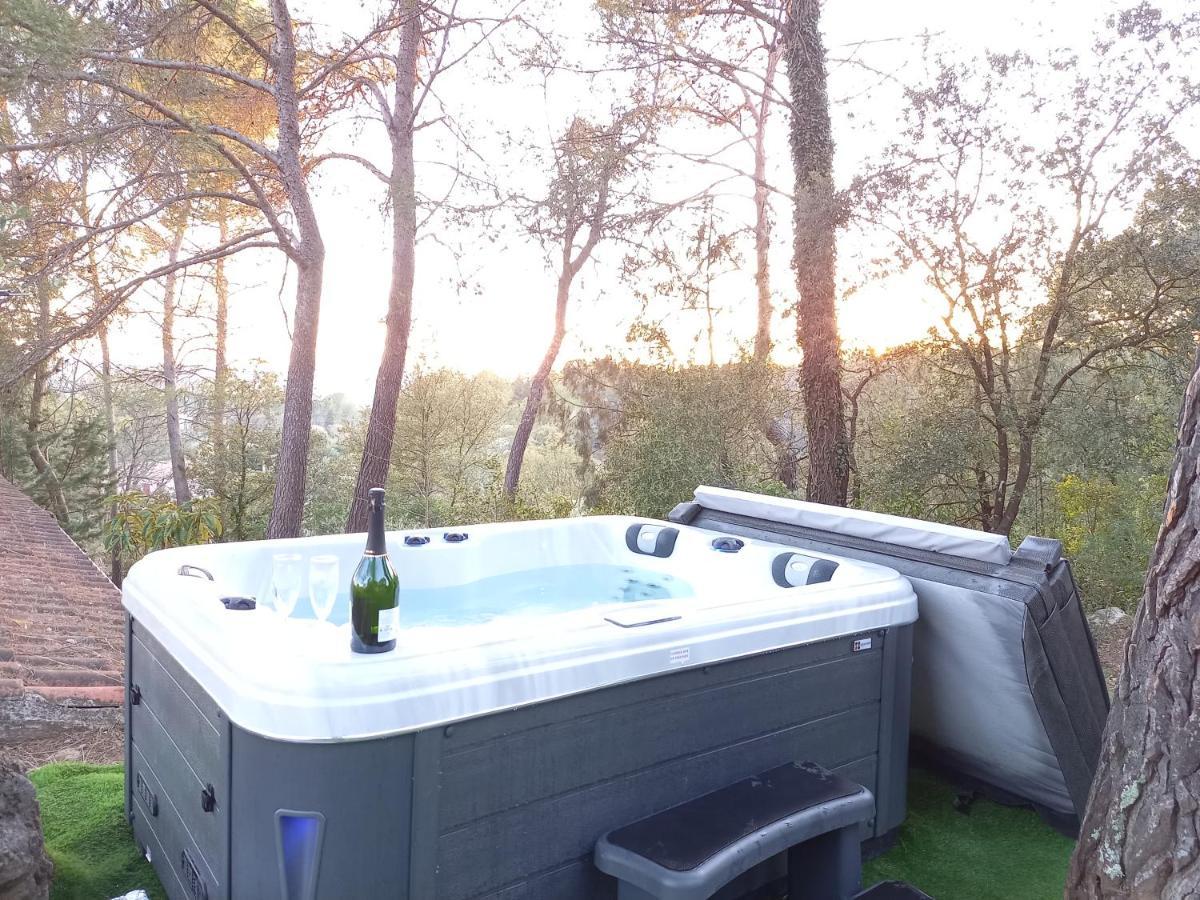 Saint-Antonin-du-Var Gite Avec Spa Jacuzzi Au Coeur De Provence Cote D'Azur מראה חיצוני תמונה