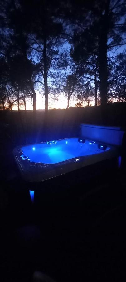 Saint-Antonin-du-Var Gite Avec Spa Jacuzzi Au Coeur De Provence Cote D'Azur מראה חיצוני תמונה